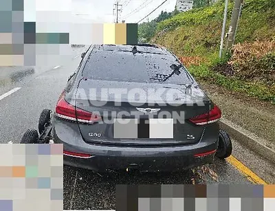 2017, Genesis / G80, 101385 км., gas, 3342 куб.см.