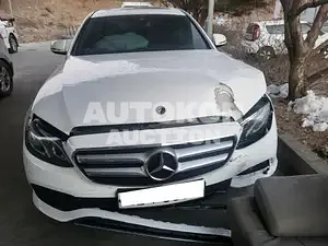2018, Mercedes-Benz / E 300, VIN: WDDZF4JBXKA505317, gas