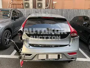 2017, Volvo / V40, VIN: YV1MV79K0H2422437, 68957 км., diesel, 1969 куб.см.