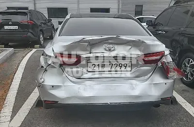 2018, Toyota / Camry, VIN: JTNB11HKXJ3066648, 41407 км., gas