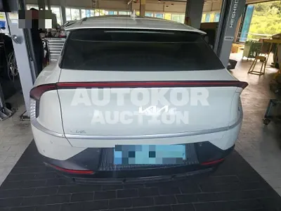 2022, Kia / ev6, VIN: KNAC281AFNA050268, 115000 км., electric