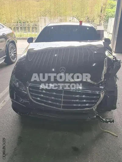 2017, Mercedes-Benz / e300, 26633 км., gas