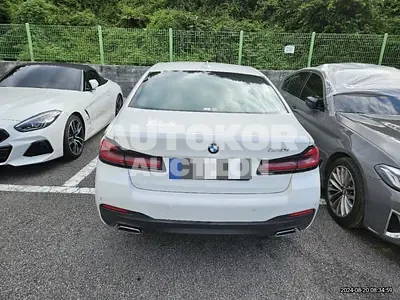 2021, BMW / 530, 71900 км., gas