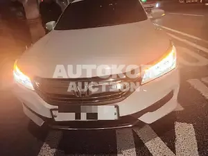 2017, Honda / Accord, VIN: 1HGCR2680HA513852, 105116 км., gas, 2356 куб.см.