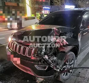 2018, Jeep / Grand Cherokee, VIN: 1C4RJFBG7JC158546, gas