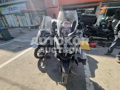 2023, BMW / 125, gas