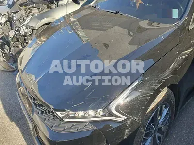 2021, BMW / B5, gas