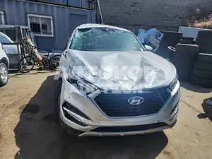 2017, Hyundai / Tucson, VIN: KMHJ2812GJU647072, 45036 км., gas, 1591 куб.см.