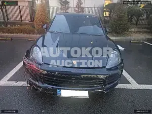 2022, Porsche / Cayenne, VIN: WP1BE29Y7NDA72021, 17615 км., hybrid