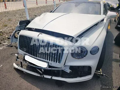 2022, Bentley / Flying Spur V8, VIN: SCBBG53S6NC003556, 1765 км., gas