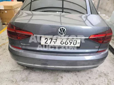 2018, Volkswagen / Passat, VIN: 1VWZZZA3ZJC037143, 74125 км., gas