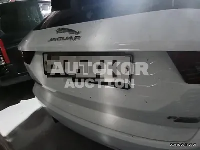 2018, Jaguar / E-Pace, VIN: SADFA2BX8J1Z30726, 193255 км., gas