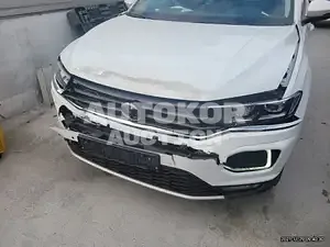 2021, Volkswagen / T-Roc, VIN: WVGZZZA1ZMV028331, 10380 км., diesel