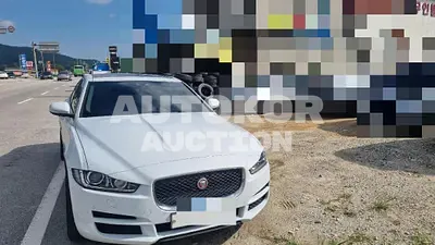 2017, Jaguar / XE, 109338 км., gas, 1999 куб.см.