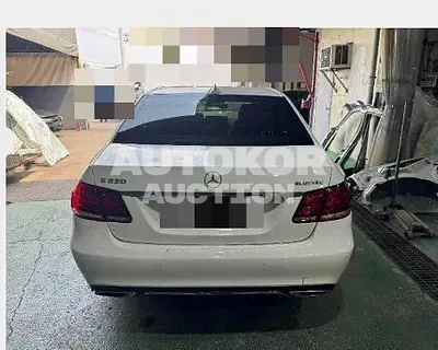 2015, Mercedes-Benz / E 220, 90741 км., diesel, 2143 куб.см.