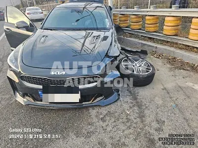 2023, Kia / Stinger, 25000 км., gas