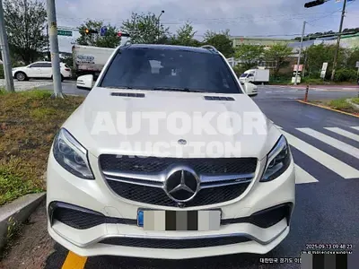 2017, Mercedes-Benz / GLE 63, 111555 км., gas