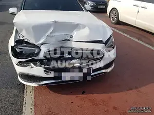 2022, Mercedes-Benz / E 250, VIN: W1KZF4FB5NB078586, 397 км., gas