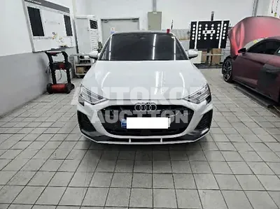 2025, Audi / A3, 9052 км., gas