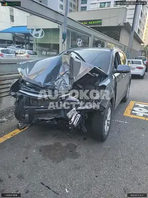 2017, Hyundai / Santa FE, VIN: KMHSW81UDJU824185, diesel