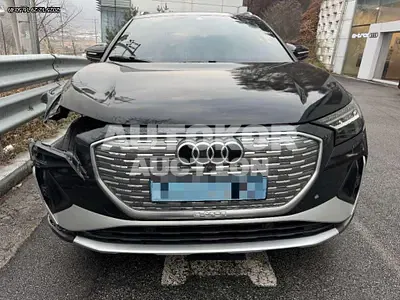 2022, Audi / q4 e-tron, 25186 км., electric