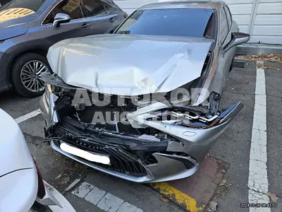 2019, Lexus / ES 300, VIN: JTHB21B16K2059512, 102560 км., hybrid