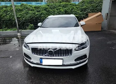 2023, Volvo / S90, VIN: LVYPTL121PP318095, 10000 км., gas