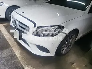 2019, Mercedes-Benz / C 220, unknown