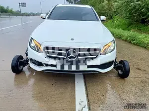 2019, Mercedes-Benz / E 250, VIN: WDDZF4FBXLA737782, 51791 км., gas
