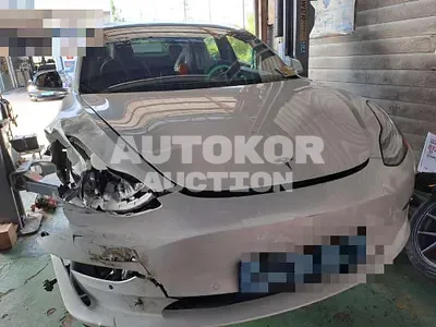 2020, Tesla / Model 3, 163298 км., electric