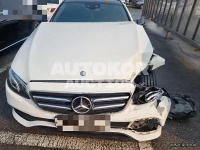 2017, Mercedes-Benz / E 220, 108644 км., diesel