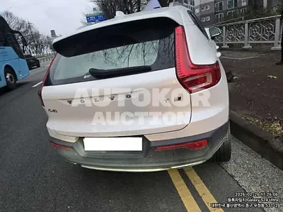 2020, Volvo / XC40, 130000 км., gas