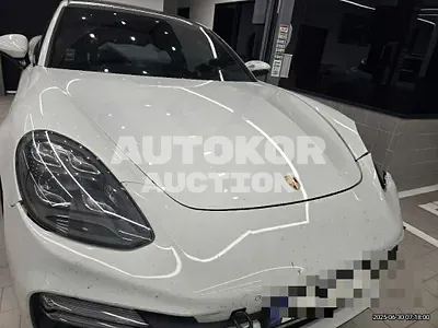 2023, Porsche / Panamera, 56068 км., gas