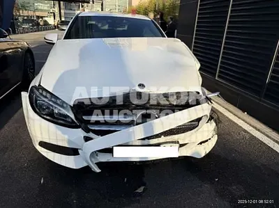 2018, Mercedes-Benz / C 200, 72000 км., gas