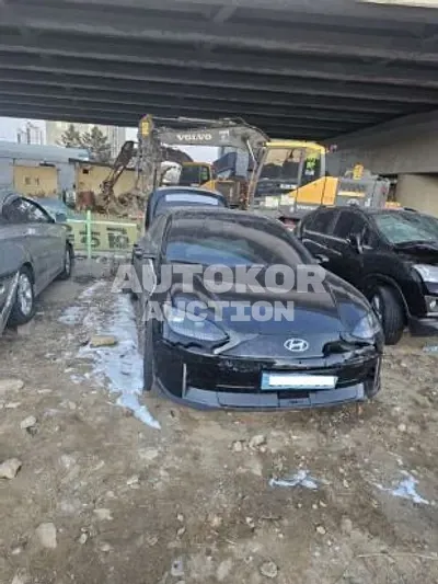 2023, Hyundai / ioniq 6, VIN: KMHM541CPPA005348, electric