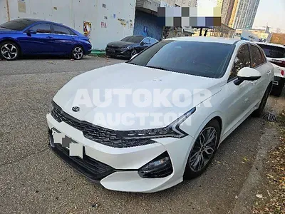 2021, BMW / B5, 89219 км., gas, 2000 куб.см.