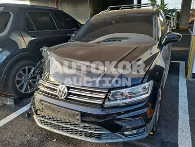 2018, Volkswagen / Tiguan, VIN: WVGZZZ5NZJW936845, 153253 км., diesel