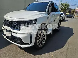 2020, Kia / Sorento, VIN: KNARH81BGMA018942, 30000 км., diesel, 2151 куб.см.