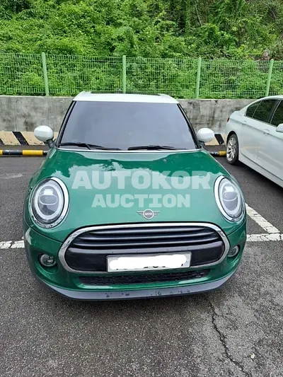 2020, MINI / Cooper, VIN: WMWXV7104L2L99119, 22415 км., gas