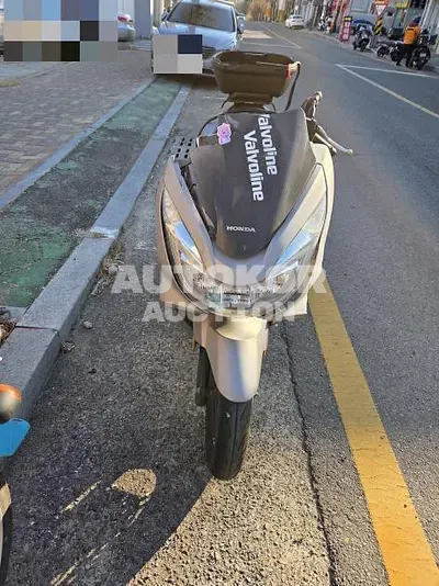 2015, BMW / 125, gas