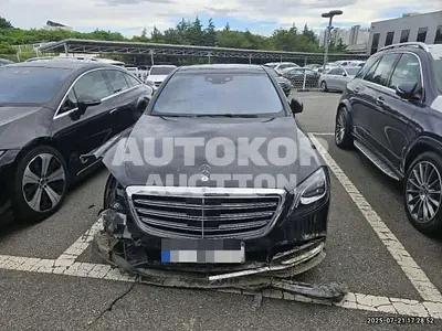 2020, Mercedes-Benz / S 560, 181437 км., gas