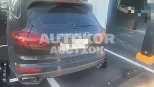 2016, Porsche / Cayenne, 141076 км., diesel