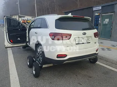 2018, Kia / Sorento, VIN: KNAPS81ADJA469031, 42804 км., diesel