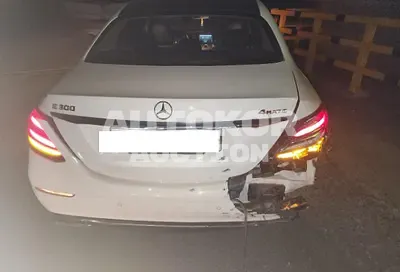 2017, Mercedes-Benz / E 300, VIN: WDDZF4KB8HA077058, gas