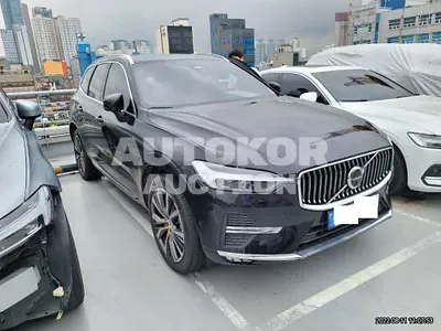 2022, Volvo / XC60, VIN: YV1UZ062CN1080681, 3000 км., gas