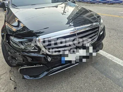 2017, Mercedes-Benz / E 220, 149127 км., diesel