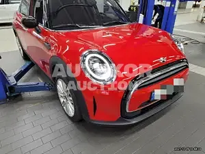 2021, MINI / Cooper, VIN: WMW41DK04N2P90804, 2063 км., gas